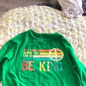 Green bright sweatshirt ladies